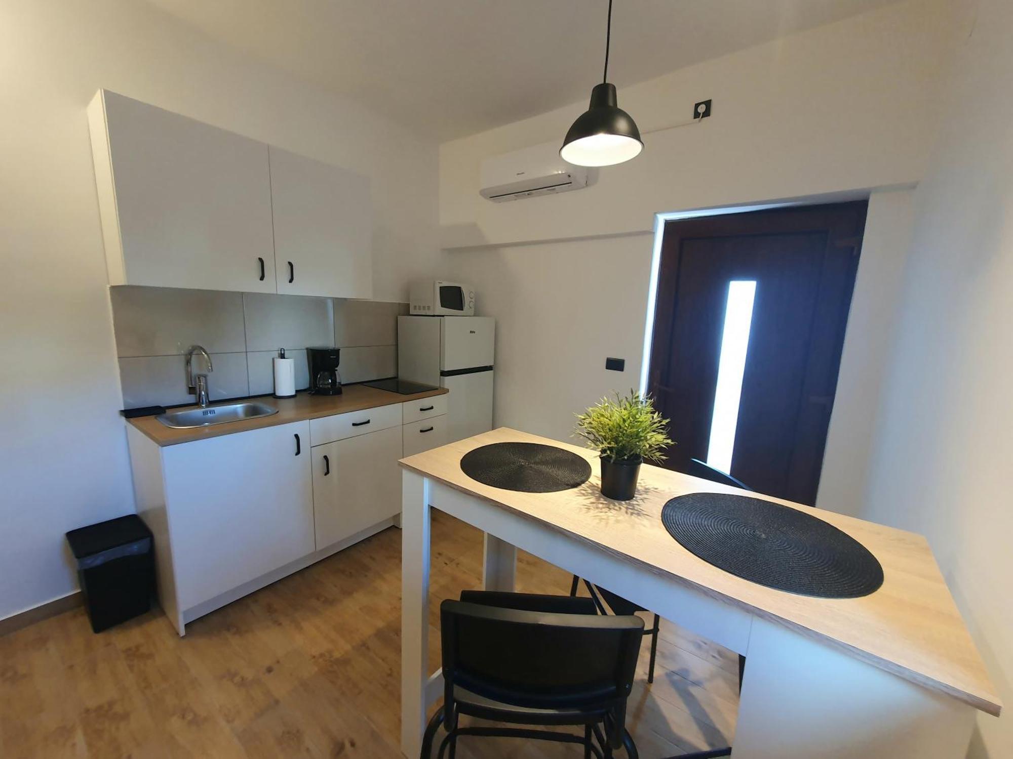 Apartments Dejana Штиньян Экстерьер фото