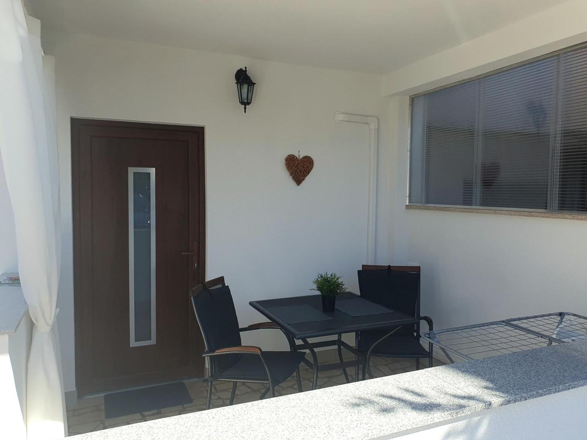 Apartments Dejana Штиньян Экстерьер фото