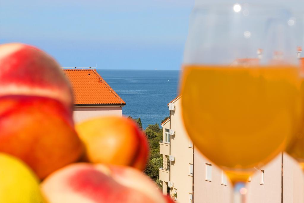 Apartments Dejana Штиньян Экстерьер фото