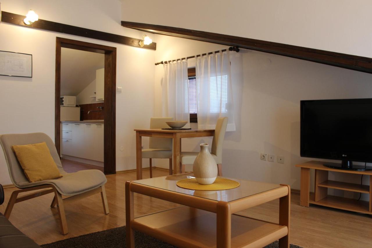 Apartments Dejana Штиньян Экстерьер фото